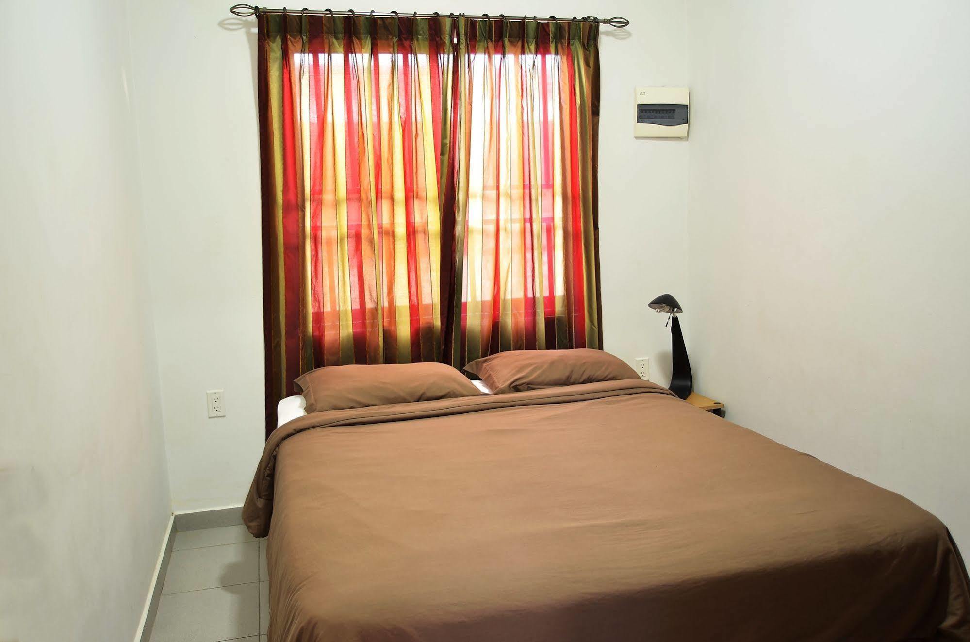 Rachel'S Apartments Παραμαρίμπο Εξωτερικό φωτογραφία