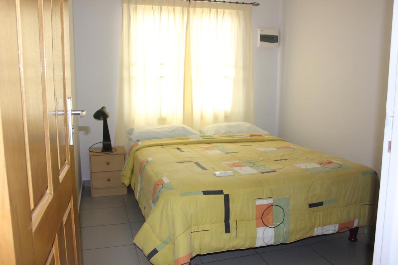 Rachel'S Apartments Παραμαρίμπο Δωμάτιο φωτογραφία